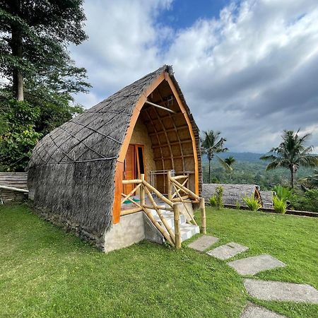 Villa Bambu Rinjani & Restaurant سينارو المظهر الخارجي الصورة