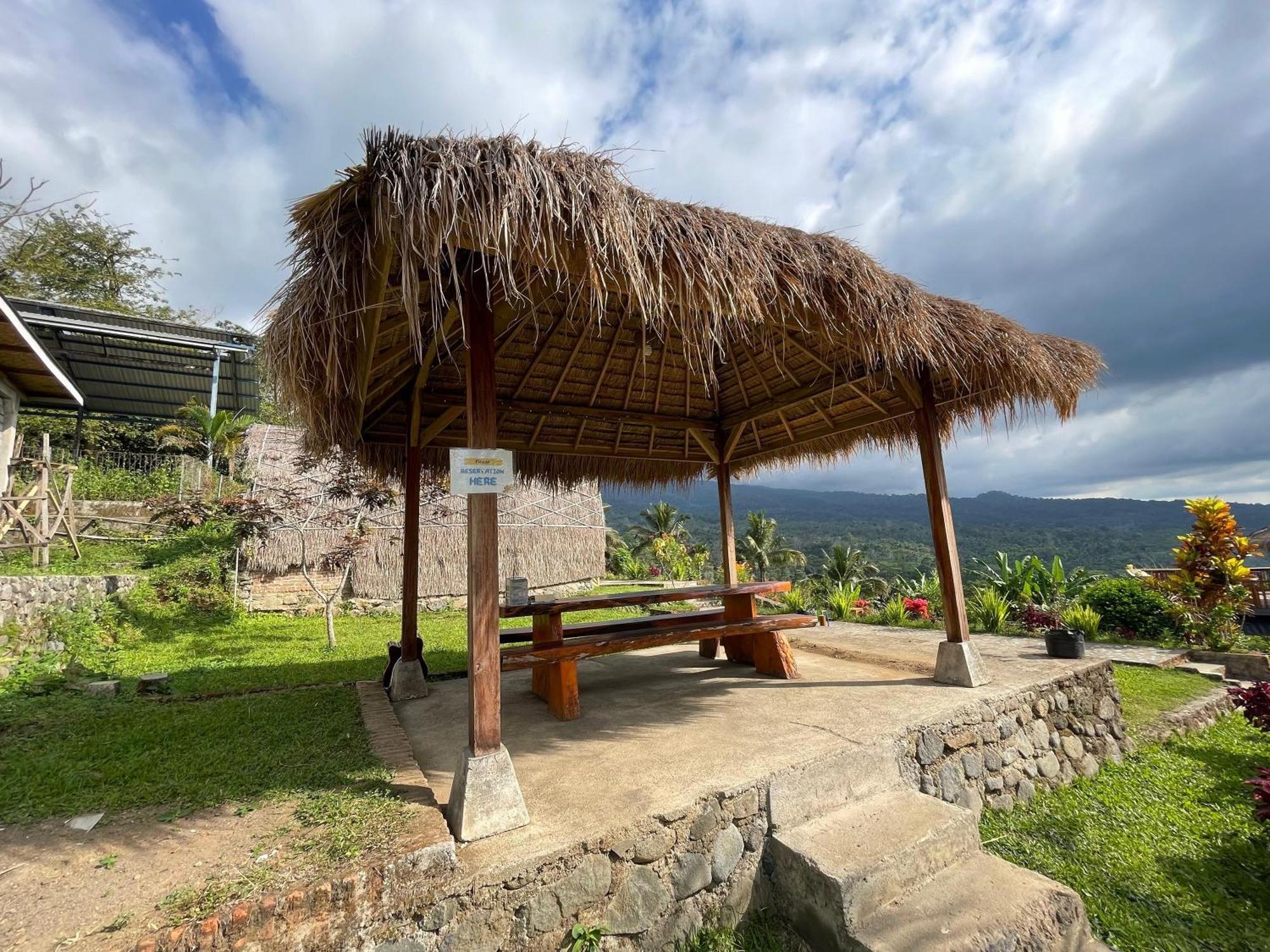 Villa Bambu Rinjani & Restaurant سينارو المظهر الخارجي الصورة