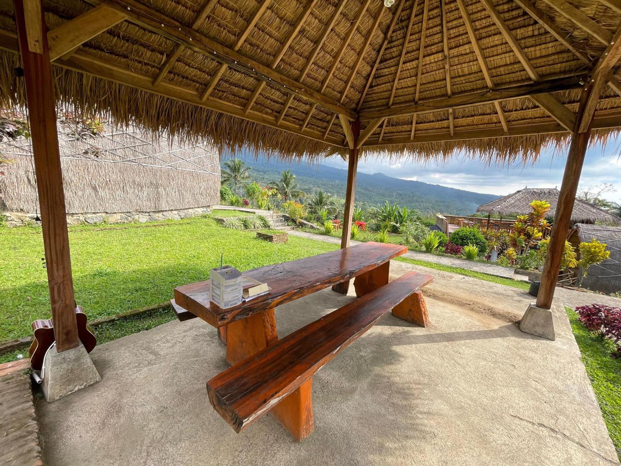 Villa Bambu Rinjani & Restaurant سينارو المظهر الخارجي الصورة