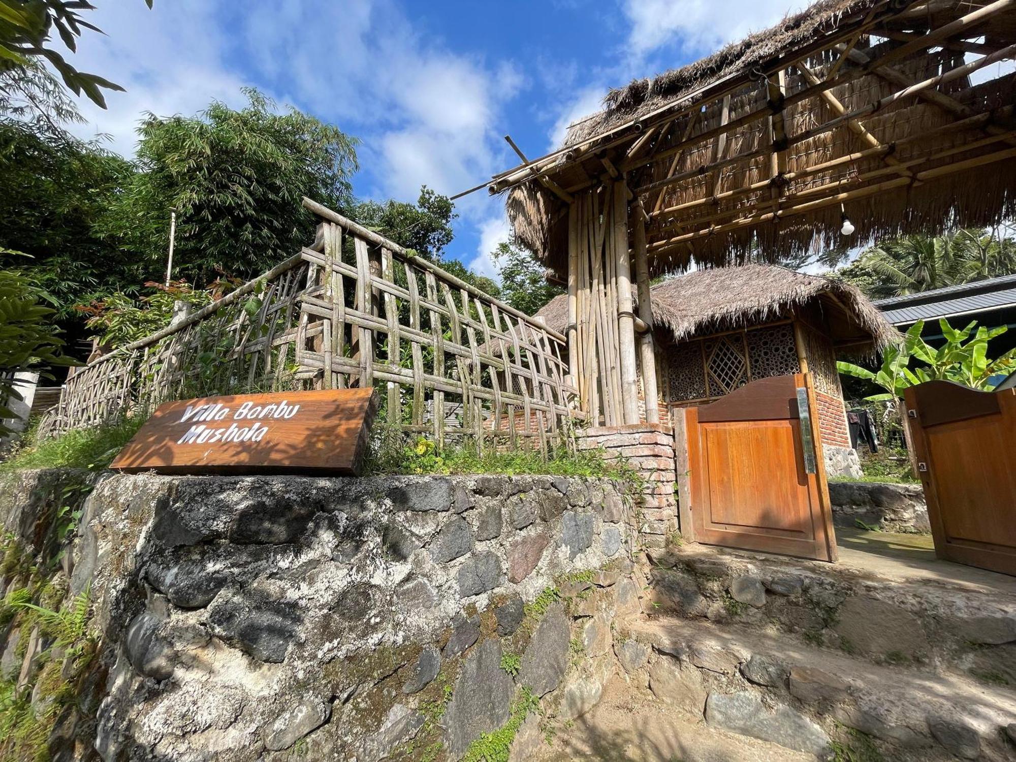 Villa Bambu Rinjani & Restaurant سينارو المظهر الخارجي الصورة