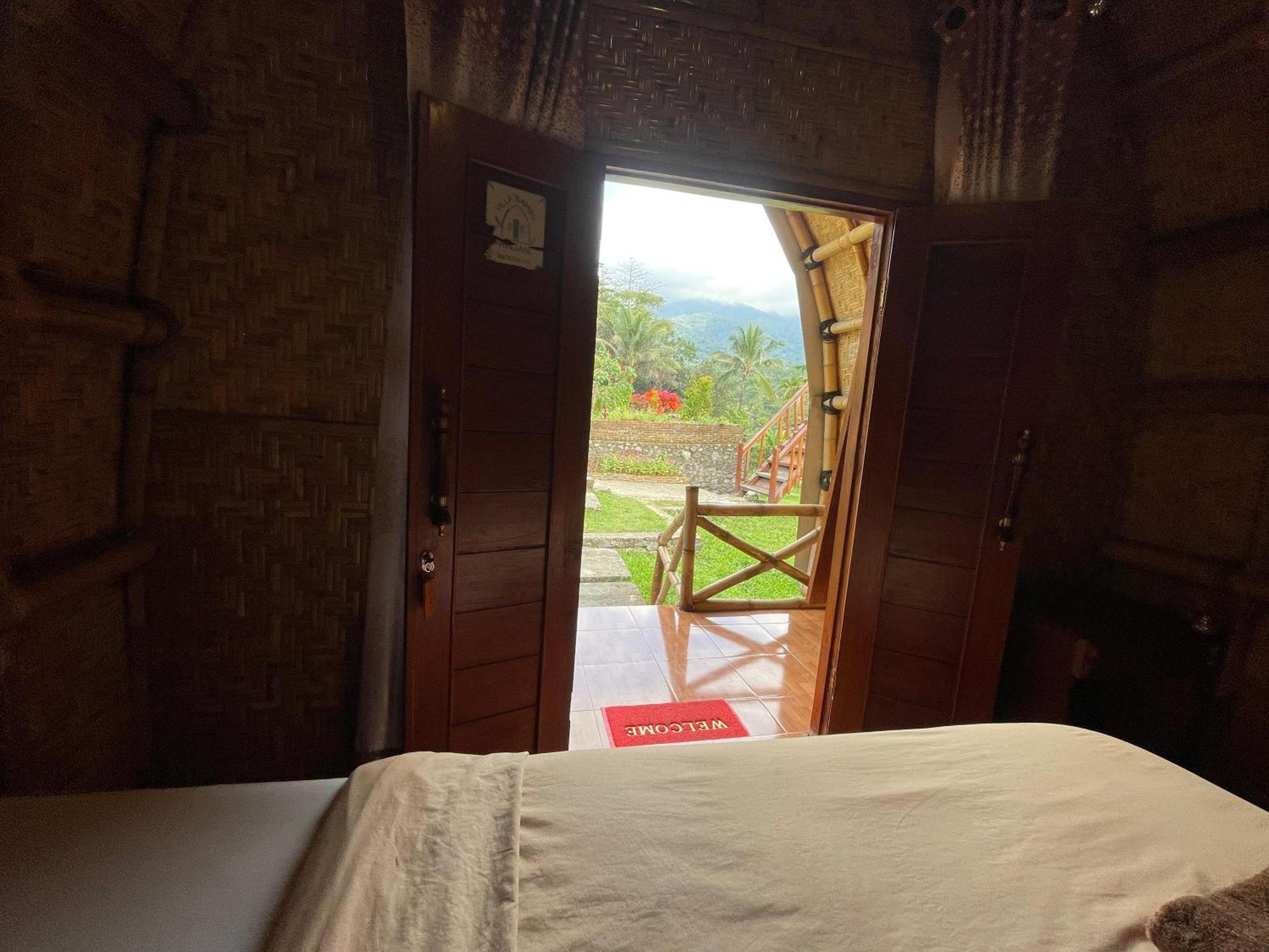 Villa Bambu Rinjani & Restaurant سينارو المظهر الخارجي الصورة